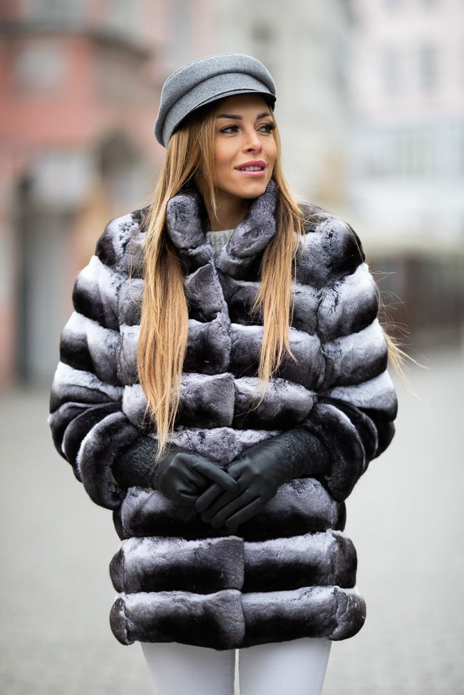 Ladies Genuine Mink Fur coat, WOMEN \ FUR COATS