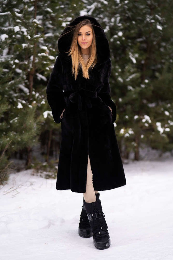  Ladies Genuine Mink Fur coat 