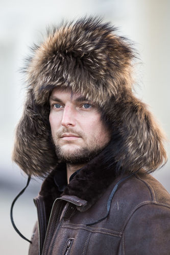 Men,s Raccoon Fur & Black Leather Trapper Hat     