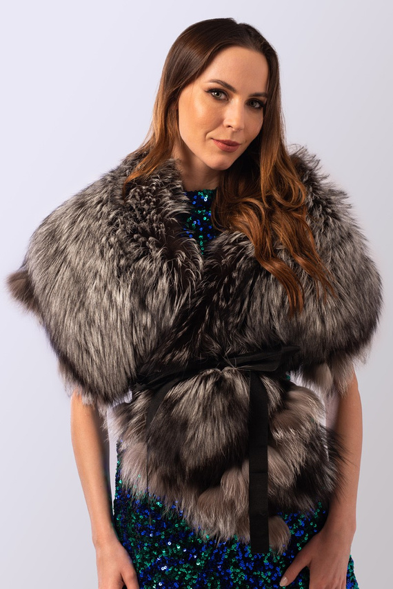 Woman’s Genuine Chinchilla Fur Stole
