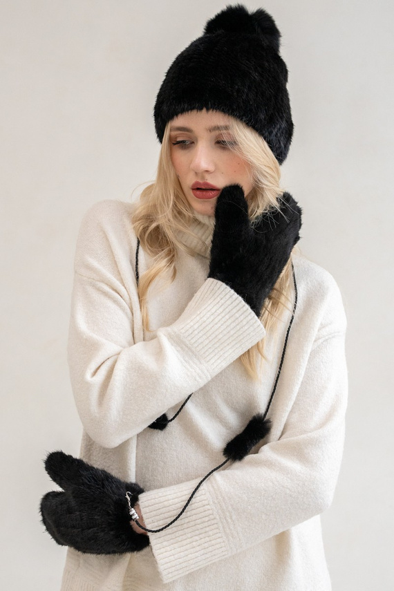 Blue mink fur gloves