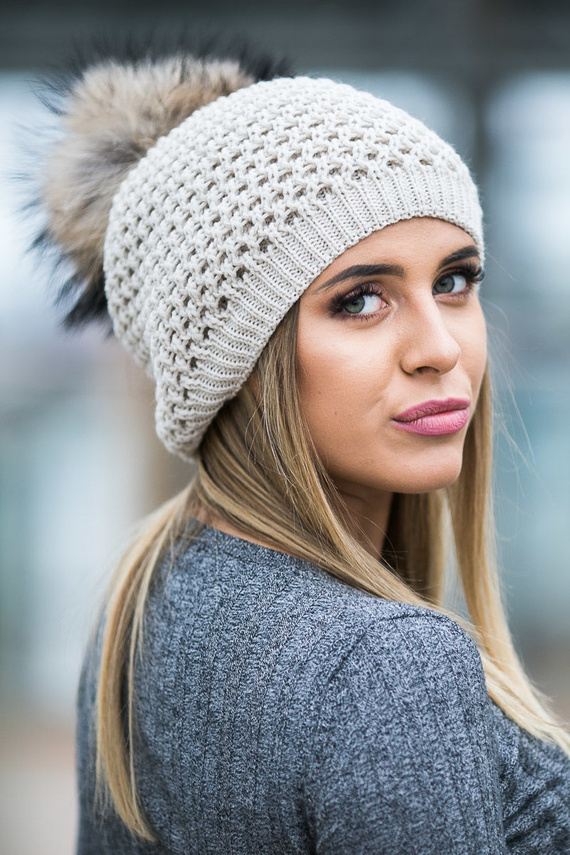 BERET HAT WITH FUR POM POM 
