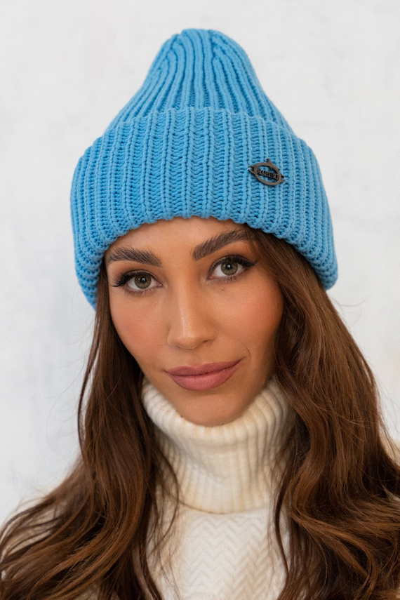 Women’s angora hat in white