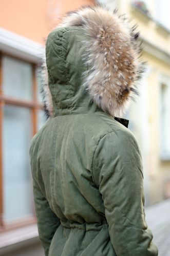 Futra Karibu Genuine Fur Coats Green Parka With Raccoon Fur Hood
