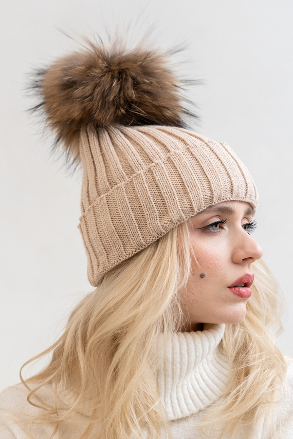  WOOL BEANIE HAT WITH GENUINE RACCOON FUR POM POM