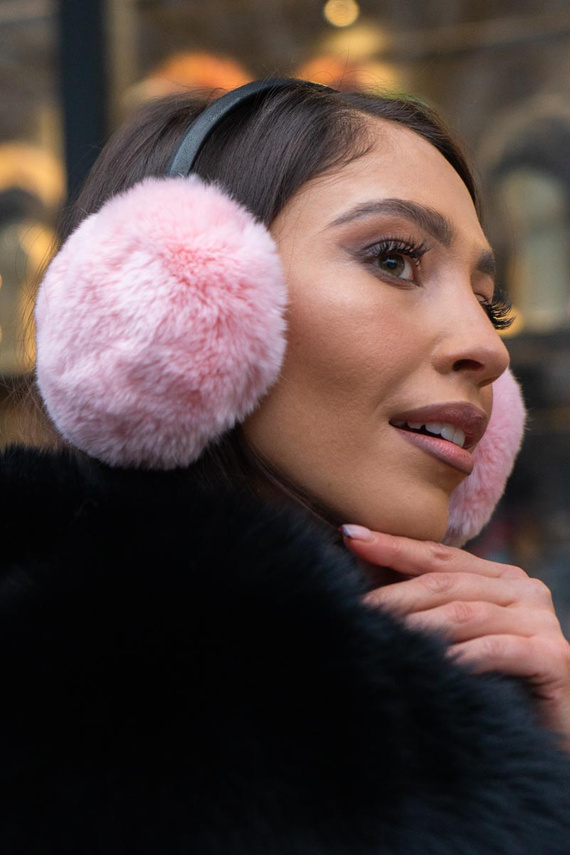 Pink genuine rabbit fur gloves