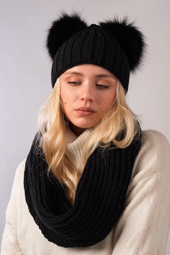 Wool hat and loop set with genuine fox fur pompoms 